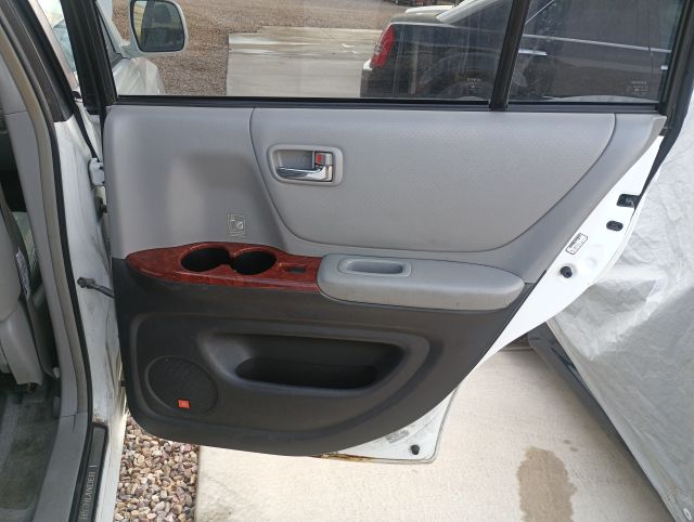 2006 HIGHLANDER LTD AWD (18).jpg